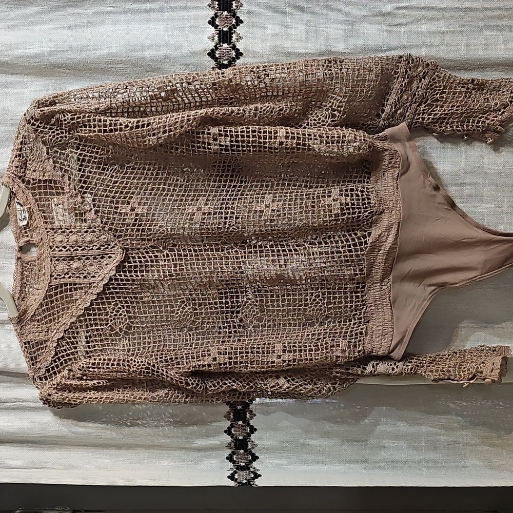 Elegant Tan Lace Women's Top